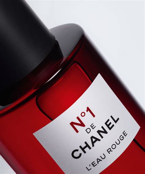 chanel n1 l'eau rouge|Chanel number 1 perfume.